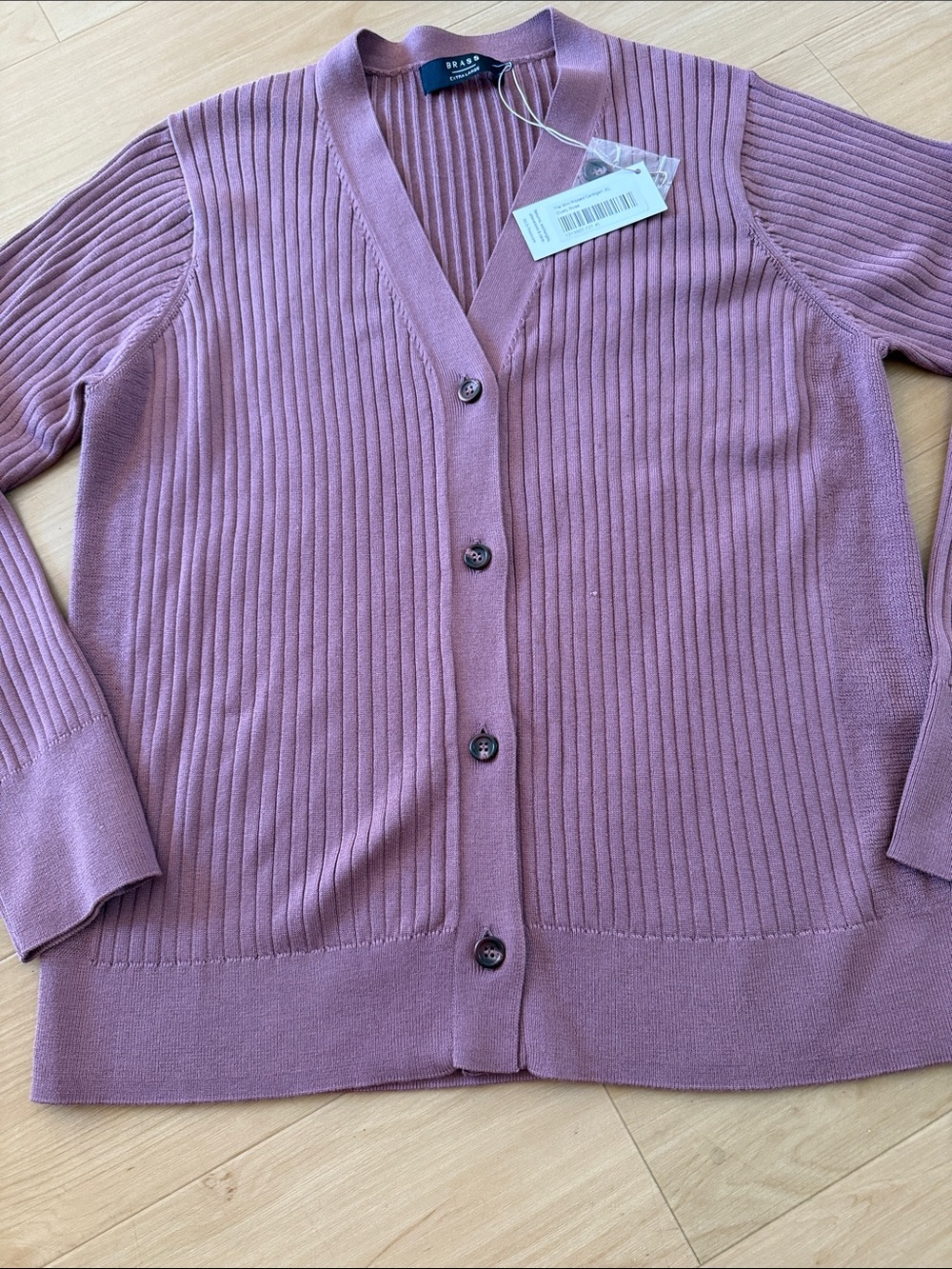 NWT BRASS COMPANY WOMEN ‘S V-NECK RIBBED LONG SLEEVE BUTTON DOWN CARDIGAN SZ XL - Picture 4 of 12